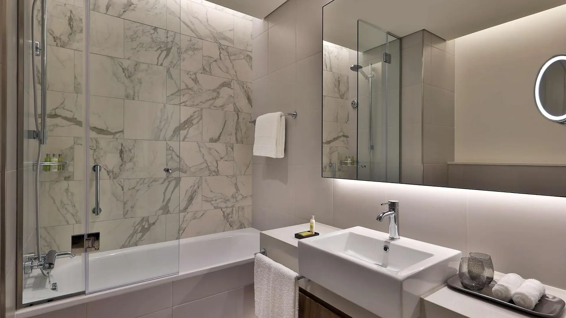 Doubletree By Hilton Abu Dhabi Yas Island Residences Aparthotel